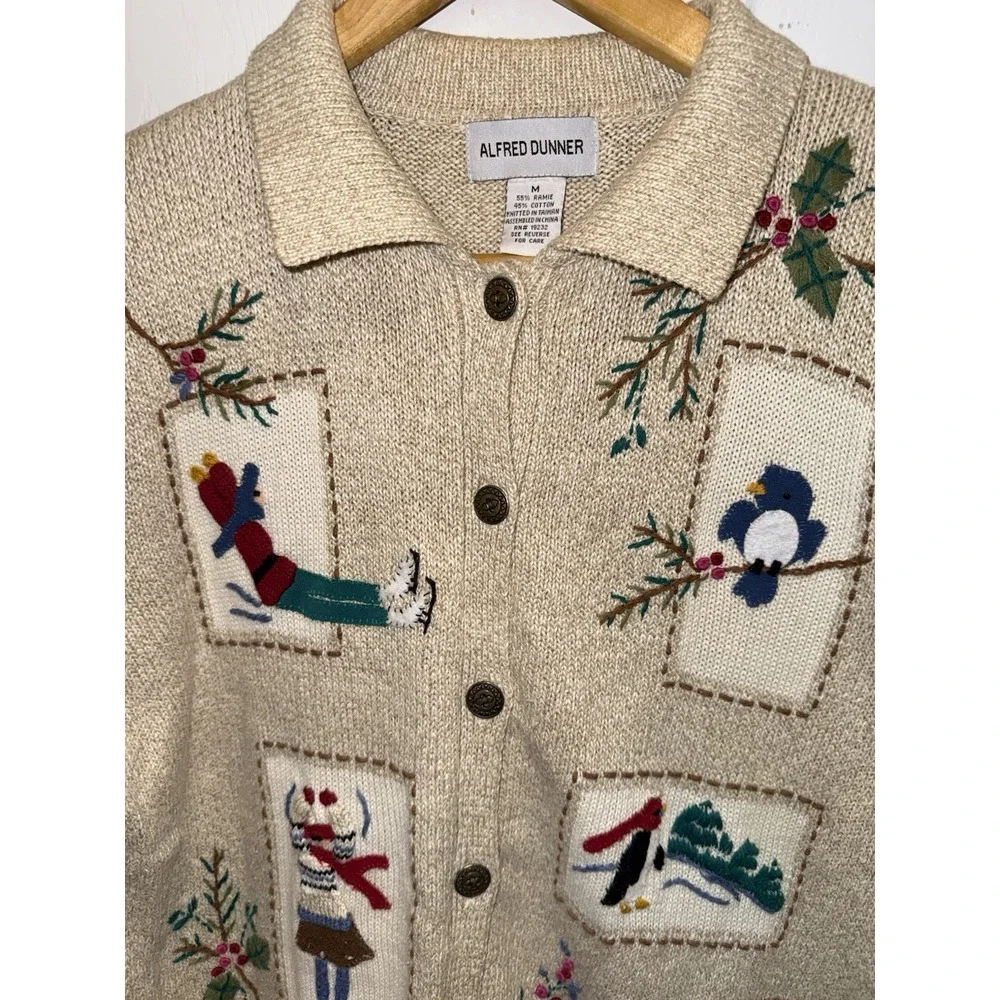Alfred Dunner Holiday Christmas Cardigan Beige M Embroidered 3D Grandma Cottage